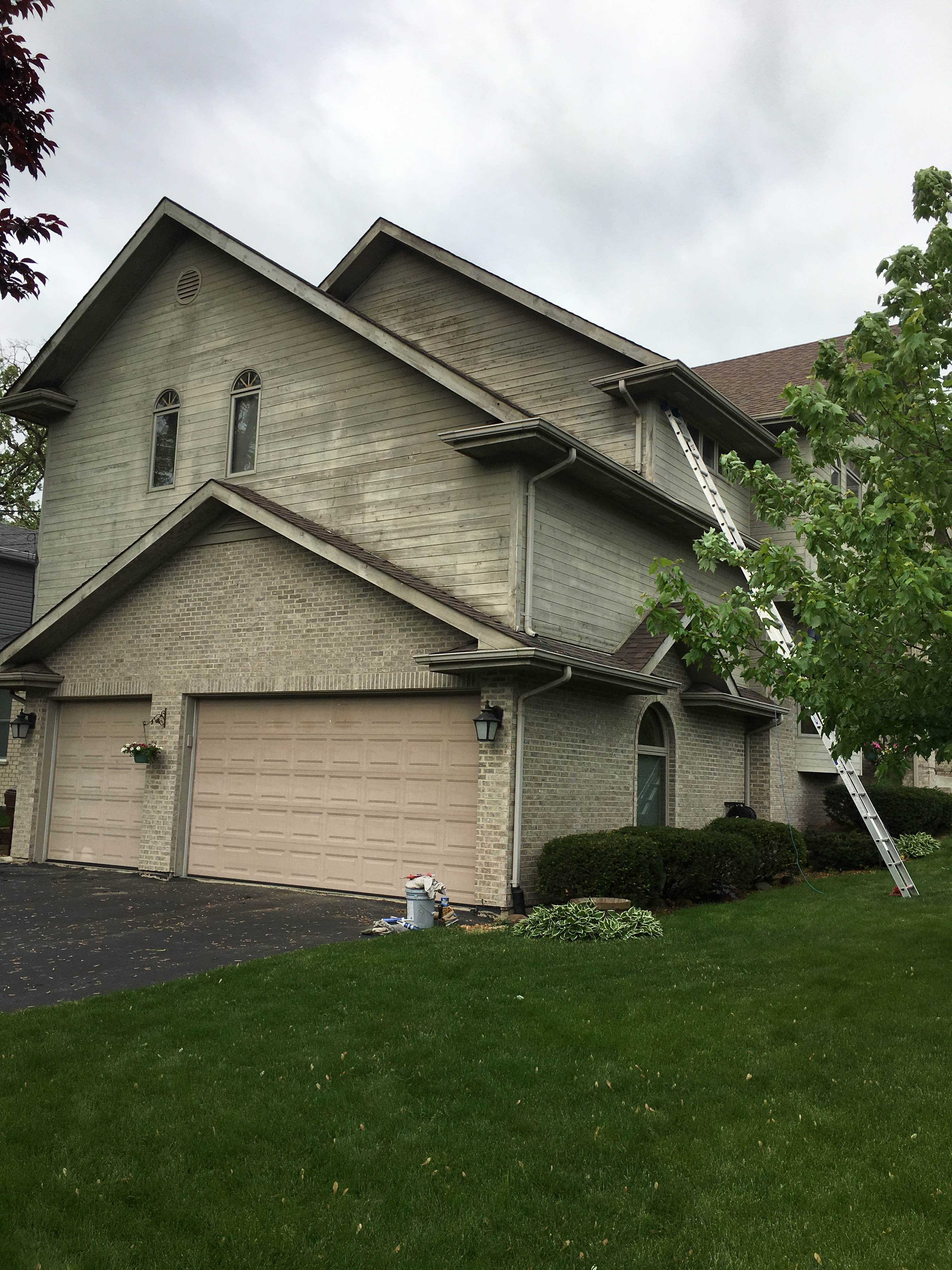 Oak Forest – Exterior Painting Before